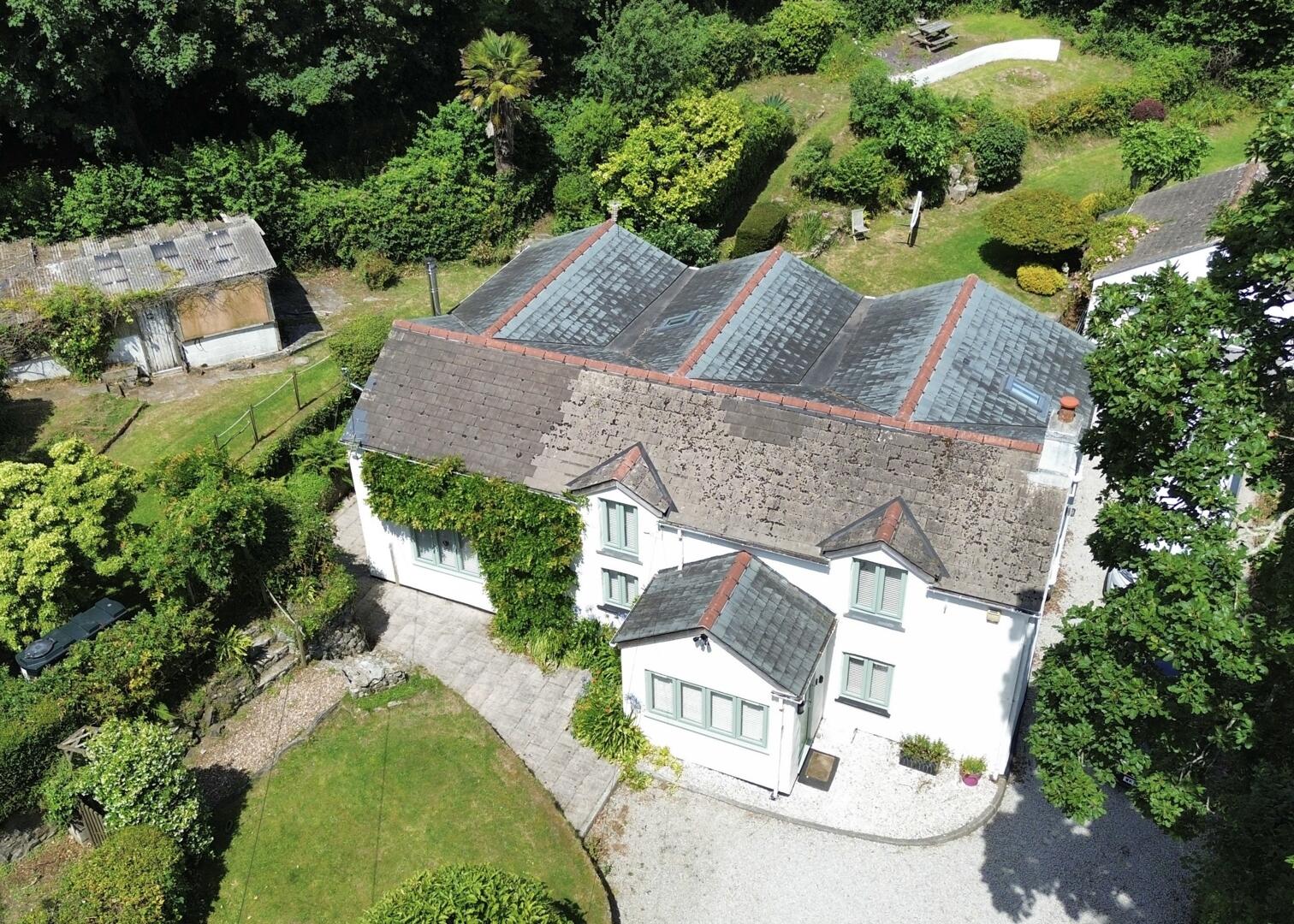 4 bed property in Watergate, Redruth
